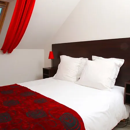 Vacanceole - Le Duguesclin 3*