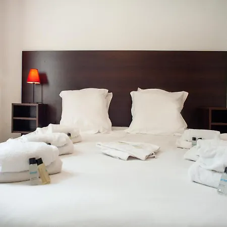 Vacanceole - Le Duguesclin Hotel