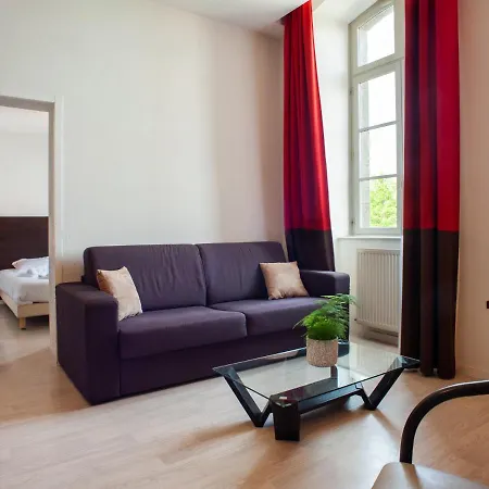 Vacanceole - Le Duguesclin Hotel 3*