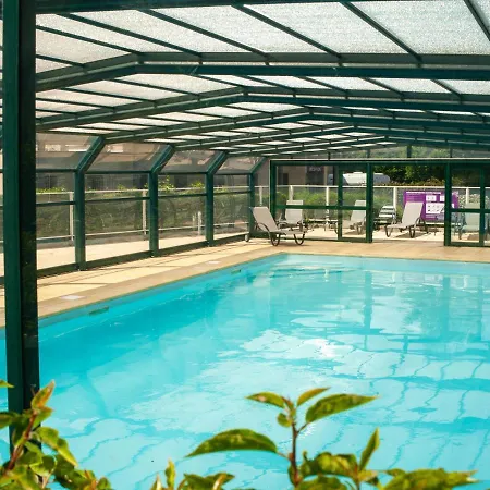 Vacanceole - Le Duguesclin Hotel