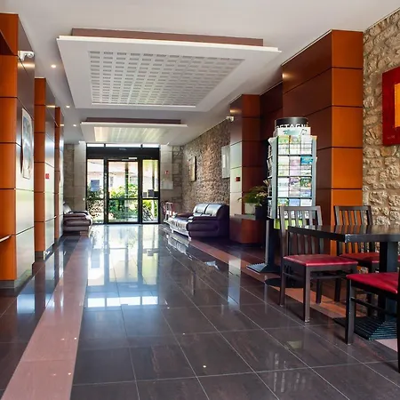 Vacanceole - Le Duguesclin 3* Dinan