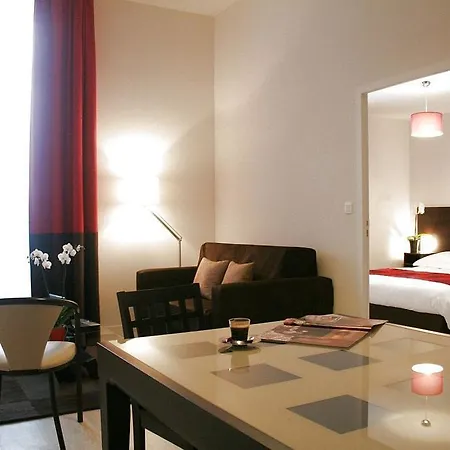 Vacanceole - Le Duguesclin Hotel Dinan